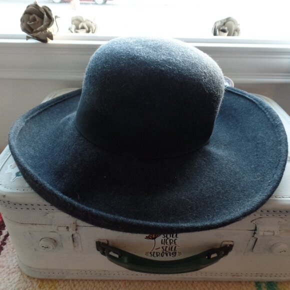 Scala Wool Hat Floppy Bowed Rimmed Black OS NWT - Picture 3 of 7